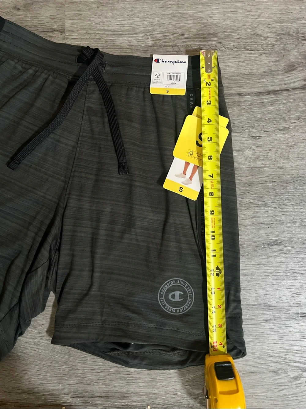Champion Men's Dark Gray Athletic Performance Shorts Size Small NWT